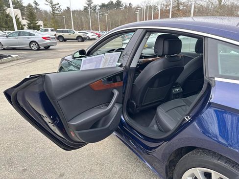 Used 2022 Audi A5 2.0T Premium image 31