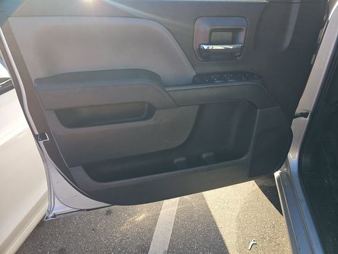 Used 2018 Chevrolet Silverado 1500 Custom w/ Custom Value Package image 14