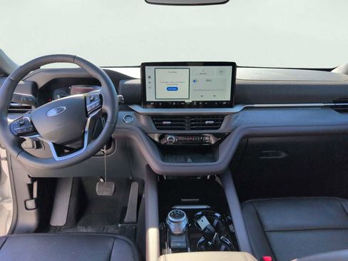 New 2025 Ford Explorer Platinum w/ Ultimate Package image 19