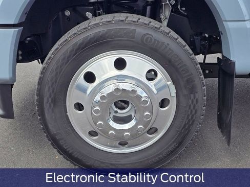 Used 2026 Ford F450 Platinum AWD/4WD image 9