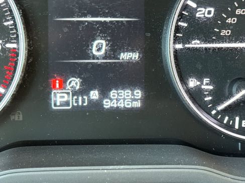 Certified 2025 Subaru Crosstrek 2.5i Premium AWD/4WD image 28