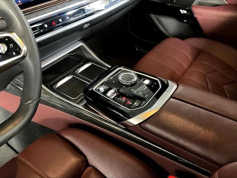 Certified 2023 BMW 760i xDrive 760i xDrive w/ Executive Package image 16