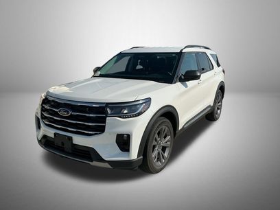 Used 2025 Ford Explorer Active w/ Active Comfort Package