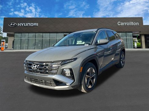 New 2025 Hyundai Tucson SEL image 1