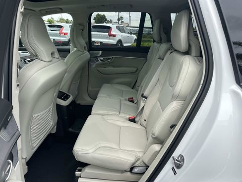 New 2026 Volvo XC90 T8 Ultra w/ Lounge Package AWD/4WD image 17