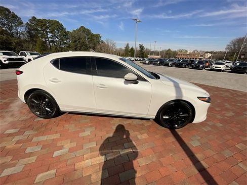 Used 2022 MAZDA MAZDA3 s image 37