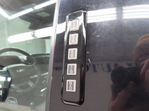 Used 2023 Ford F150 Lariat w/ Equipment Group 502A High image 56