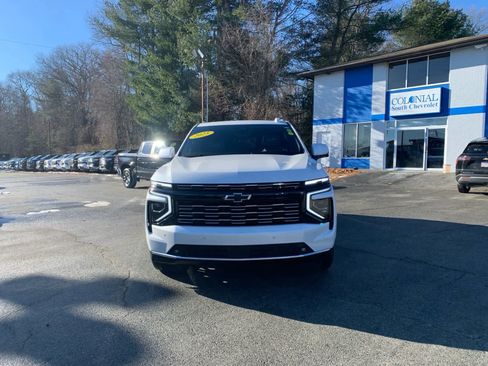 Used 2025 Chevrolet Tahoe High Country image 9