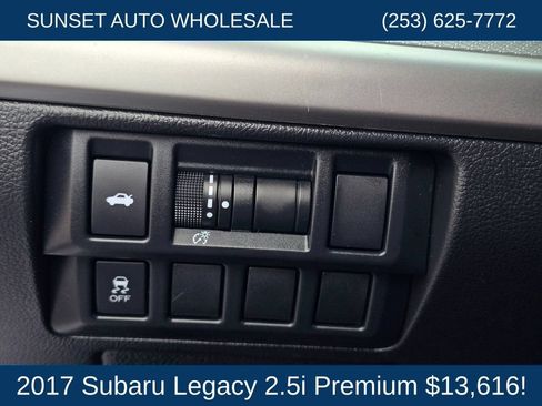 Used 2017 Subaru Legacy 2.5i Premium w/ Moonroof Package AWD/4WD image 28