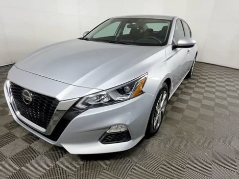 Used 2021 Nissan Altima 2.5 S FWD image 11