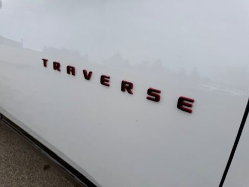 Used 2019 Chevrolet Traverse Premier w/ Redline Edition AWD/4WD image 10