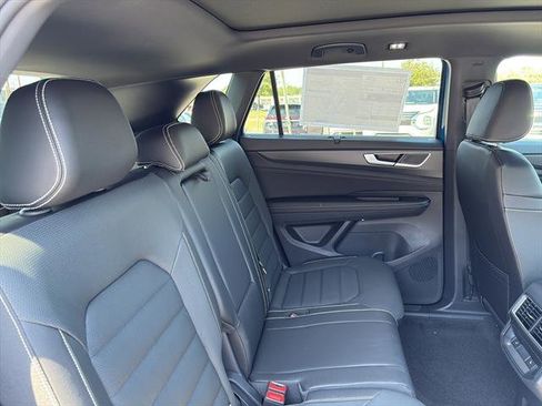 New 2026 Volkswagen Atlas Cross Sport SEL R-Line image 11