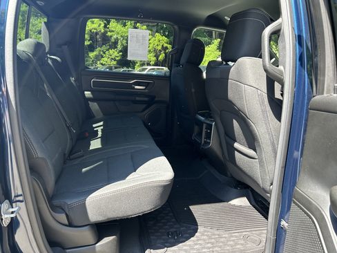 Certified 2022 RAM 1500 Big Horn AWD/4WD image 9