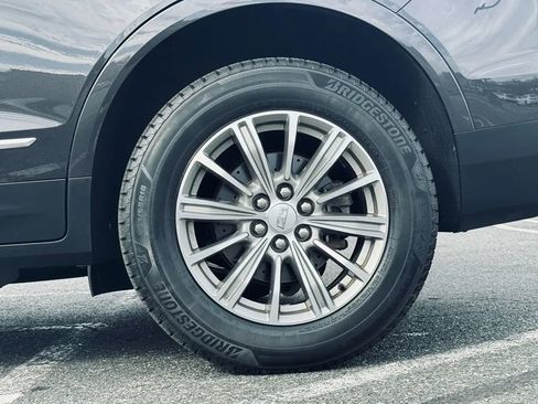 Used 2017 Cadillac XT5 Luxury w/ Driver Awareness Package image 29