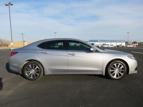 Used 2016 Acura TLX w/ Technology Package image 4