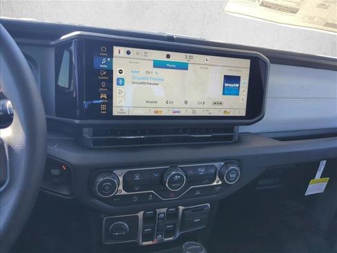 New 2026 Jeep Gladiator Sport image 9