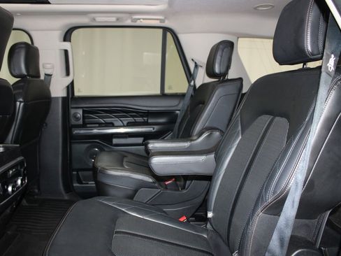 Used 2020 Ford Expedition Platinum RWD image 22