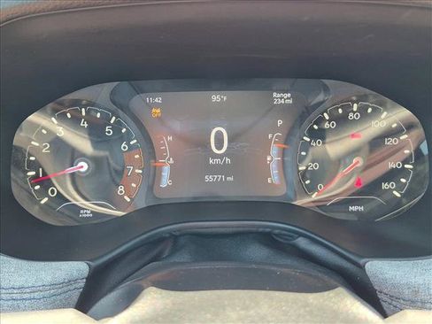 Used 2024 Jeep Compass Latitude AWD/4WD image 11