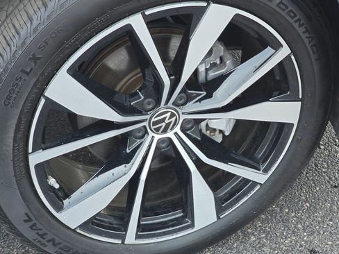 Used 2025 Volkswagen Atlas SEL Premium R-Line AWD/4WD image 23