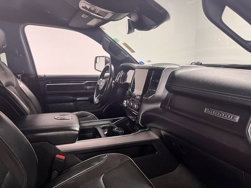 Used 2024 RAM 1500 Laramie image 11