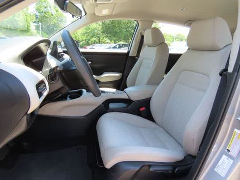 Certified 2023 Honda HR-V LX image 12