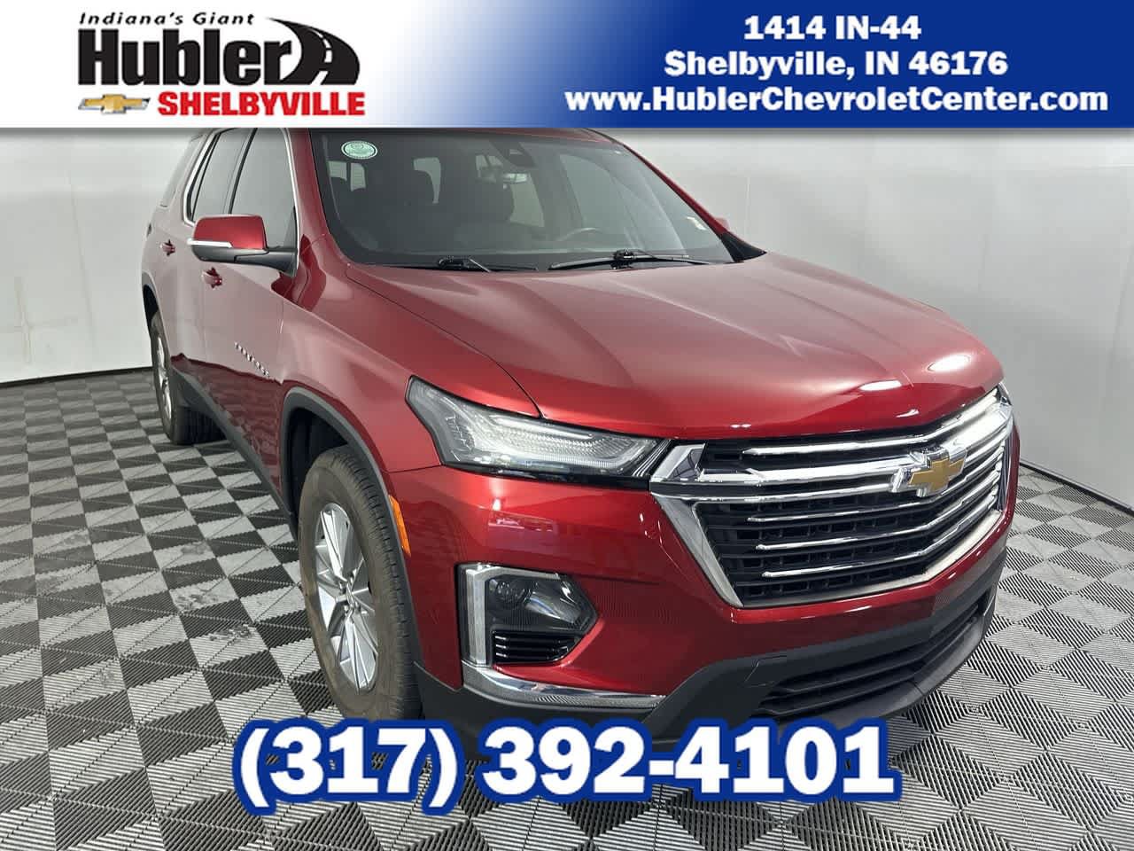 Used 2023 Chevrolet Traverse LT FWD image 1