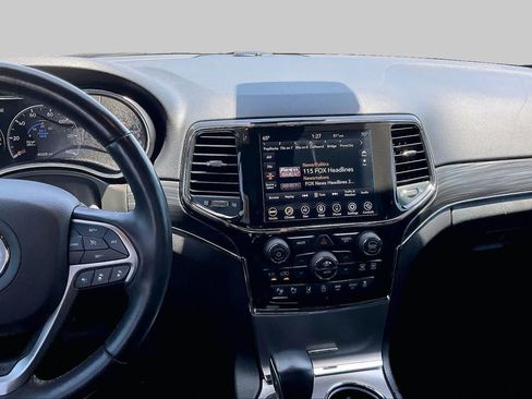 Used 2022 Jeep Grand Cherokee Limited w/ Tech Group RWD image 7