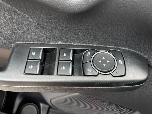 New 2025 Ford Escape SE FWD image 8