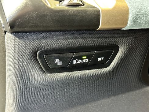 Used 2023 BMW iX xDrive50 w/ Sport Package image 26