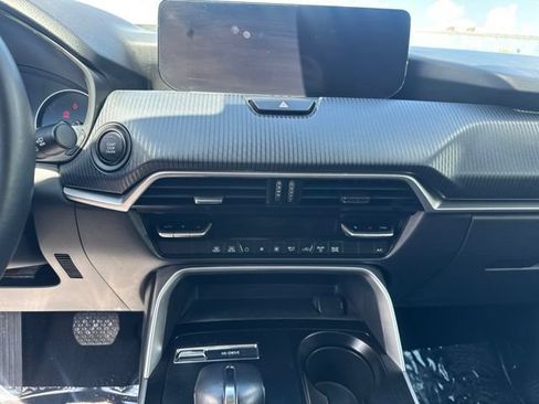 Used 2025 MAZDA CX-90 3.3 Turbo w/ Select Package AWD/4WD image 16