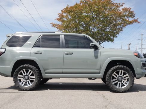 Used 2023 Toyota 4Runner TRD Sport w/ Technology Package image 6