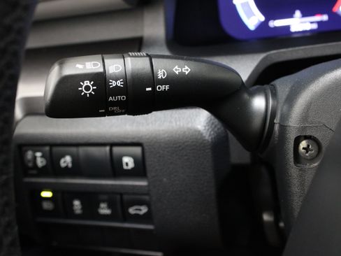 Used 2025 Toyota 4Runner TRD Off-Road Premium w/ Tow Technology Package AWD/4WD image 25