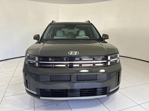 Used 2024 Hyundai Santa Fe Limited FWD image 8