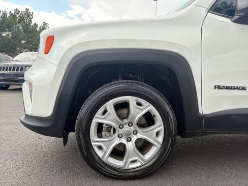 Used 2019 Jeep Renegade Limited AWD/4WD image 10