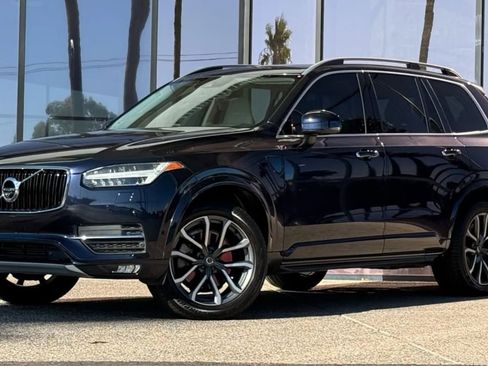 Used 2016 Volvo XC90 T6 Momentum w/ Momentum Plus Package image 4