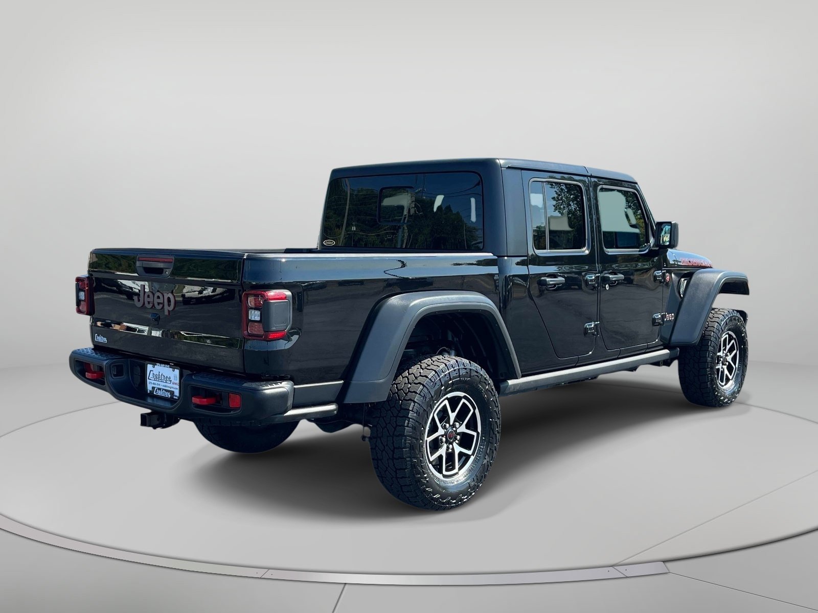 Used 2025 Jeep Gladiator Rubicon w/ Convenience Group AWD/4WD image 3