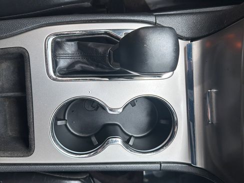 Used 2018 Jeep Grand Cherokee Altitude RWD image 18