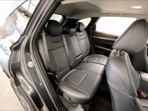 Certified 2024 Hyundai Tucson SEL w/ Convenience Package AWD/4WD image 19