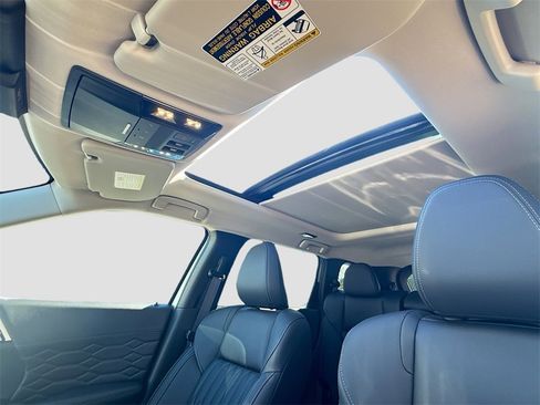 New 2026 Mitsubishi Outlander SEL image 23