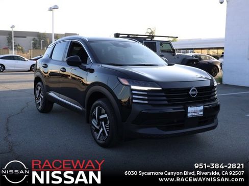 New 2026 Nissan Kicks SV image 1