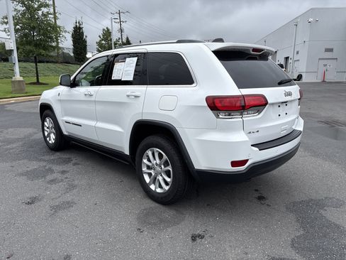Certified 2021 Jeep Grand Cherokee Laredo AWD/4WD image 7