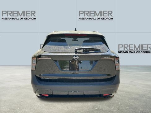 New 2026 Nissan Kicks SV w/ SV Premium Package FWD image 4