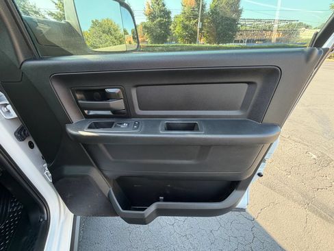 Used 2022 RAM 2500 Tradesman w/ Special Service Vehicle Group AWD/4WD image 23