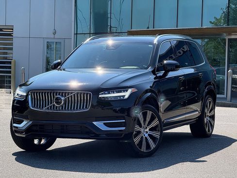 Certified 2025 Volvo XC90 T8 Plus w/ Protection Package Premier AWD/4WD image 1