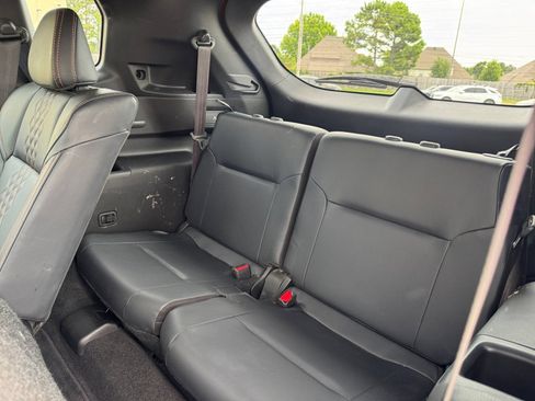 Used 2024 Mitsubishi Outlander SEL AWD/4WD image 17