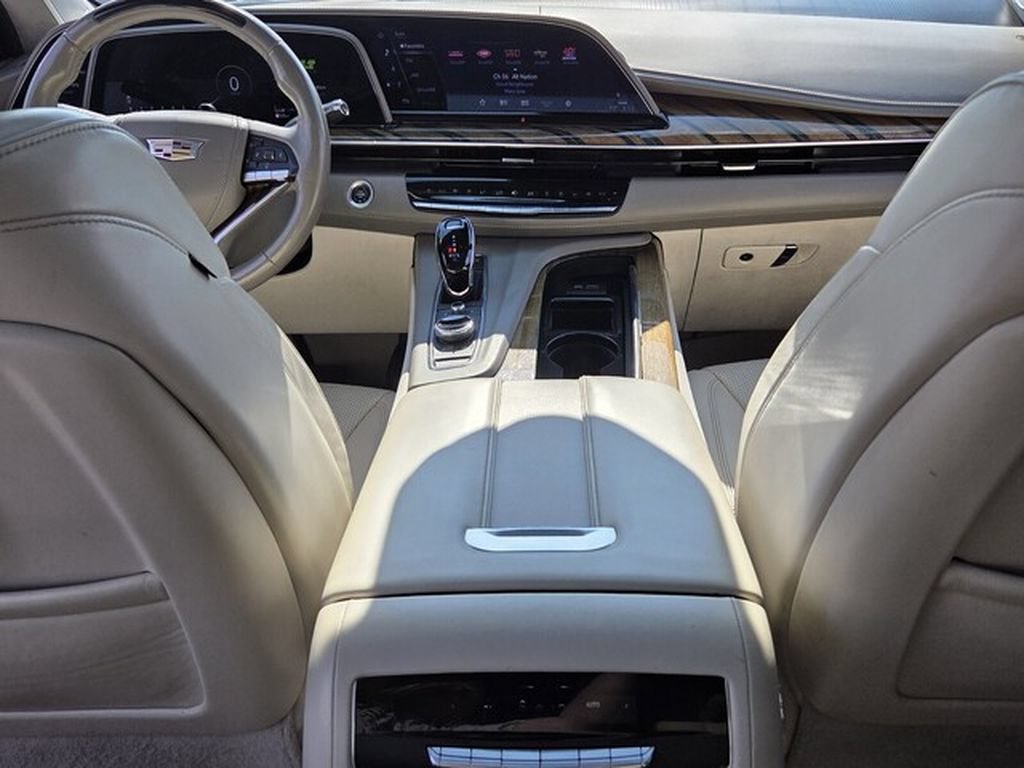 Used 2022 Cadillac Escalade ESV Sport Platinum RWD image 7