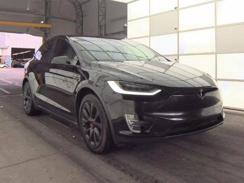 Used 2020 Tesla Model X Performance image 2