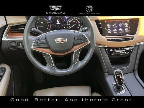 Used 2017 Cadillac XT5 Platinum w/ Driver Assist Package AWD/4WD image 11