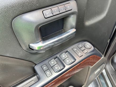 Used 2018 GMC Sierra 1500 SLT image 27