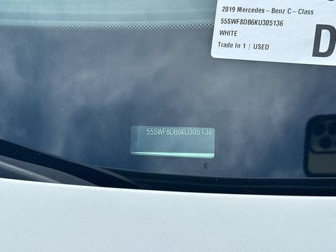 Used 2019 Mercedes-Benz C 300 Sedan image 3